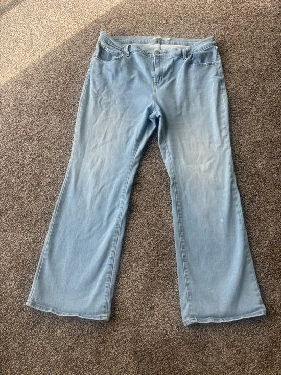 Levi’s 725 High Rise Bootcut Jeans Light Wash Plus Size 20W - Picture 1 of 8